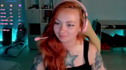 Snapshot of annie__bloom chatting on 07-29-26, 05:00 Ann online show from 07-29-26, 05:00