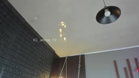 annie_barozzi online show from 12-20-25, 12:01