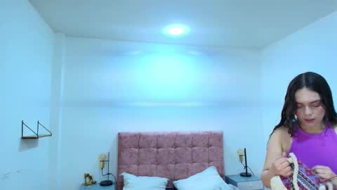 Snapshot of annie_bonnie_ chatting on 02-27-26, 11:32 Annie Bonnie online show from 02-27-26, 11:32