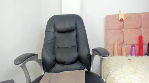 Anna online show from 12-07-24, 03:52