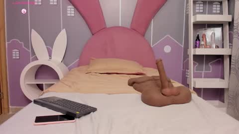 annie_cute18 online show from 12-10-24, 02:48