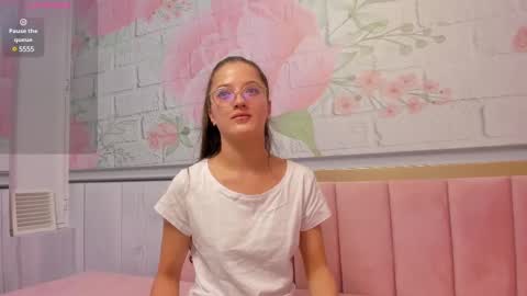 annie_cute18 online show from 02-18-25, 03:53