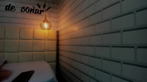 annie_cute18 online show from 11-08-25, 10:04