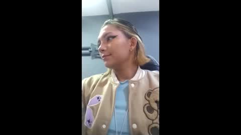 annie_hans online show from 12-09-24, 03:54