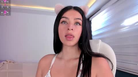 Snapshot of annie_roberts7 chatting on 01-12-25, 09:19 Annie Roberts online show from 01-12-25, 09:19