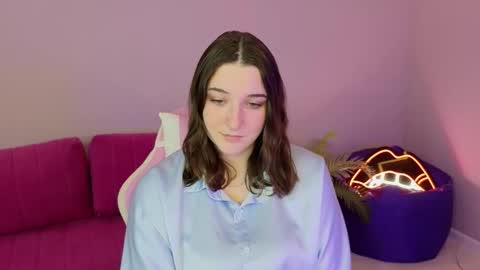 Annie online show from 10-18-25, 05:54