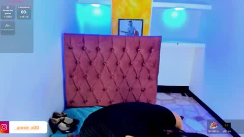 Snapshot of anniee_x chatting on 11-13-25, 01:32 Anniee online show from 11-13-25, 01:32