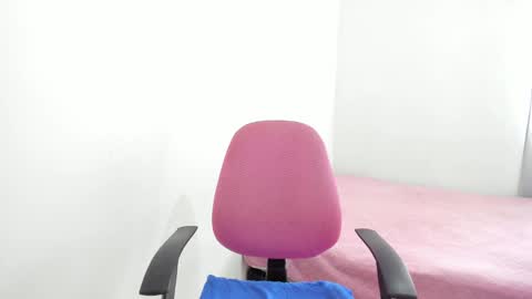 Snapshot of anniegray_12 chatting on 03-05-25, 05:18 Annie online show from 03-05-25, 05:18