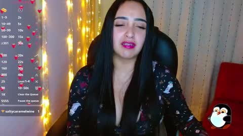   Annie  Independent model Hello all offline tokens are appreciated  thank you for your support.33 online show from 01-17-25, 05:00