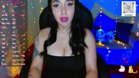 Snapshot of anniehh_ chatting on 01-11-26, 01:10 Annie Independent model Hello all offline tokens are appreciated thank you for your support.33 online show from 01-11-26, 01:10