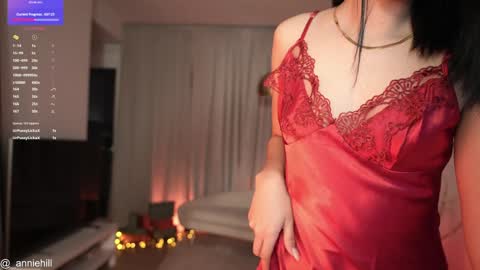 Snapshot of anniehillofficial_ chatting on 12-20-24, 08:12 anniehillofficial_ online show from 12-20-24, 08:12