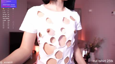 Snapshot of anniehillofficial_ chatting on 01-22-25, 01:20 anniehillofficial_ online show from 01-22-25, 01:20