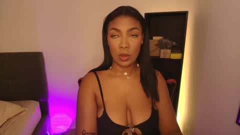 Snapshot of anniejasmin_ chatting on 12-05-24, 08:44 A N N I E online show from 12-05-24, 08:44