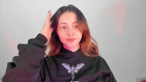 Annie online show from 11-22-25, 02:43