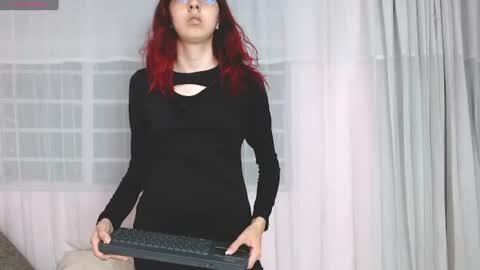 Snapshot of anniesparkle chatting on 07-08-26, 12:04 Annie Sparkle online show from 07-08-26, 12:04