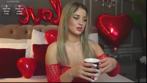 AnnieStyles online show from 02-12-25, 05:15