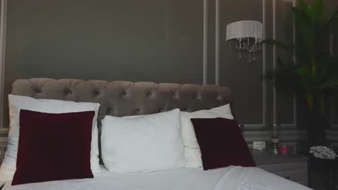 AnnieStyles online show from 11-23-25, 04:34