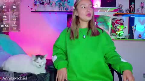 Snapshot of anniexmichael chatting on 07-11-26, 03:26 Annie Michael online show from 07-11-26, 03:26
