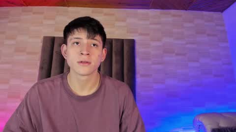 Snapshot of anniie_and_alex chatting on 01-12-25, 04:50 Annie Alex online show from 01-12-25, 04:50