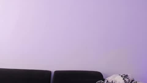 Snapshot of anniie_and_alex chatting on 02-08-25, 05:39 Annie Alex online show from 02-08-25, 05:39