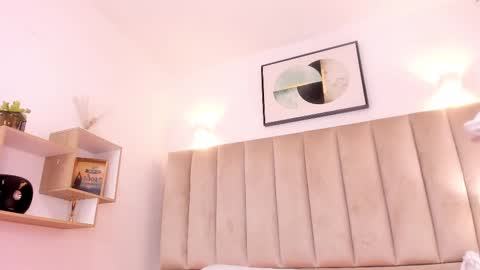 Annie Queen online show from 02-12-25, 03:29