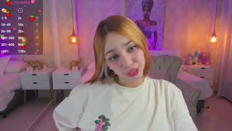 VIVIANNA online show from 12-20-24, 03:47