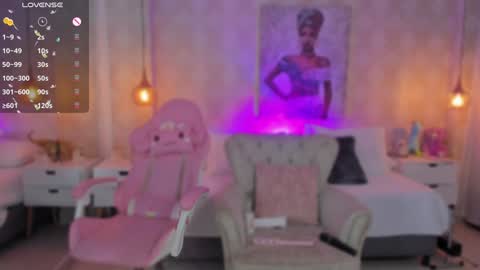 VIVIANNA online show from 12-24-24, 10:01