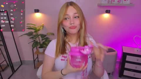 Snapshot of anniita_ chatting on 03-02-26, 03:20 VIVIANNA online show from 03-02-26, 03:20