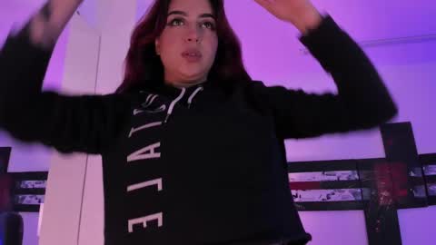 Annika online show from 02-19-25, 06:43