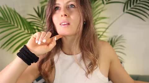 Snapshot of annittastar chatting on 01-09-26, 03:20 annittastar online show from 01-09-26, 03:20