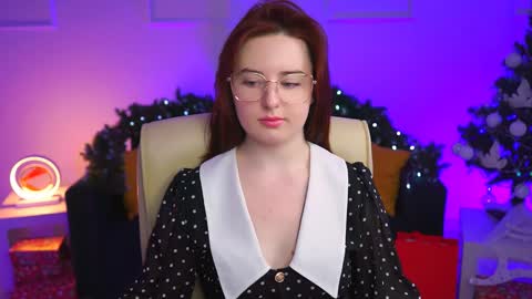 Snapshot of annterry chatting on 01-21-25, 09:13 Ann Terry 3 online show from 01-21-25, 09:13