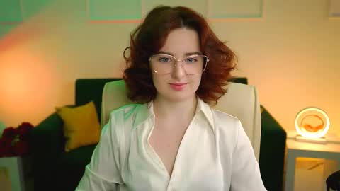 Snapshot of annterry chatting on 02-08-25, 08:31 Ann Terry 3 online show from 02-08-25, 08:31