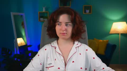 Snapshot of annterry chatting on 02-11-25, 08:26 Ann Terry 3 online show from 02-11-25, 08:26