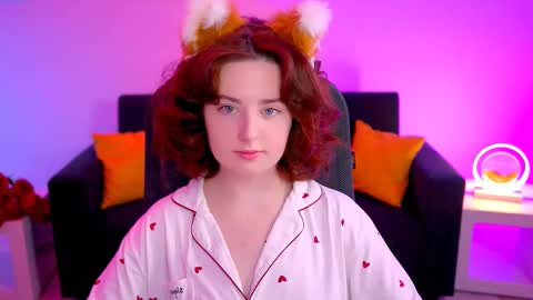 Snapshot of annterry chatting on 02-12-25, 08:27 Ann Terry 3 online show from 02-12-25, 08:27