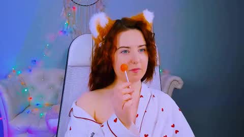 Snapshot of annterry chatting on 02-25-25, 06:20 Ann Terry 3 online show from 02-25-25, 06:20