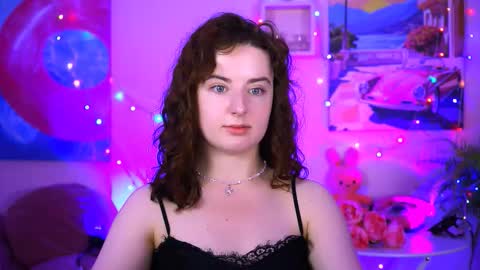 Snapshot of annterry chatting on 09-12-25, 08:36 Ann Terry 3 online show from 09-12-25, 08:36