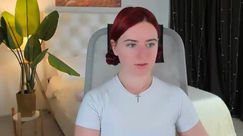 Snapshot of annterry chatting on 07-22-26, 07:00 Ann Terry 3 online show from 07-22-26, 07:00