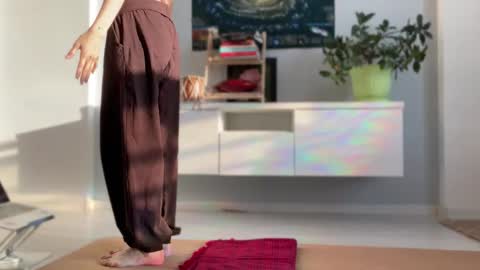 N  antics online show from 09-17-25, 03:52