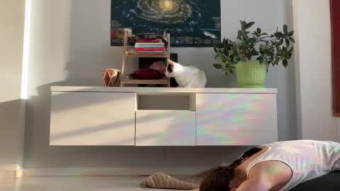 N  antics online show from 09-18-25, 03:52