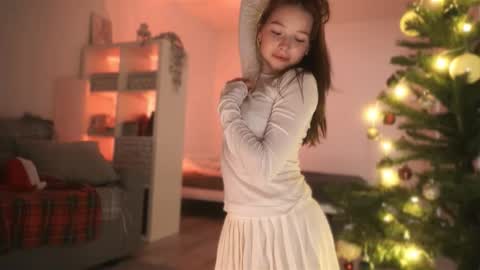 N  antics online show from 12-20-25, 03:35