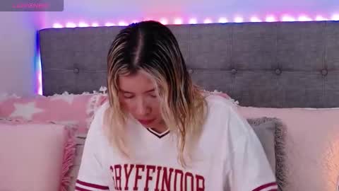 Antonella Lee online show from 01-14-26, 06:13