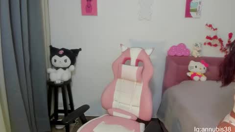 SOFIA INDEPENDENT MODEL online show from 01-08-25, 08:38