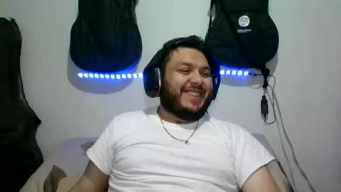 lion kennedy independent model moderator online show from 11-22-25, 05:06