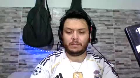 Snapshot of annubixxx69 chatting on 02-25-26, 05:44 lion kennedy independent model moderator online show from 02-25-26, 05:44