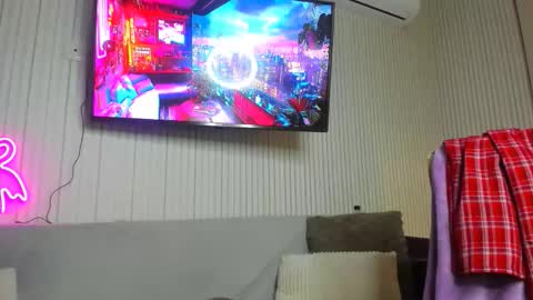 Snapshot of anny_love_you chatting on 10-30-25, 12:01 anny_love_you online show from 10-30-25, 12:01