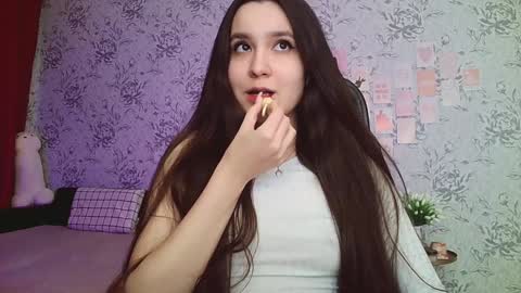 Annie online show from 12-18-24, 05:04