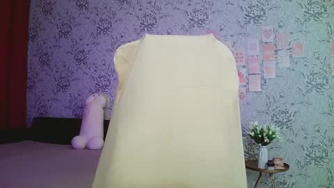 Annie online show from 01-29-25, 05:19