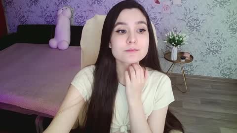 Annie online show from 02-07-25, 03:34