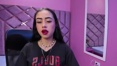 Anny online show from 10-24-25, 05:20