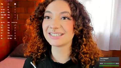 Snapshot of annycolin chatting on 02-12-25, 07:56 Anny IG online show from 02-12-25, 07:56